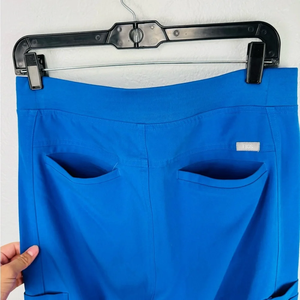 Figs Men’s Axim Royal Blue Cargo Scrub Pants